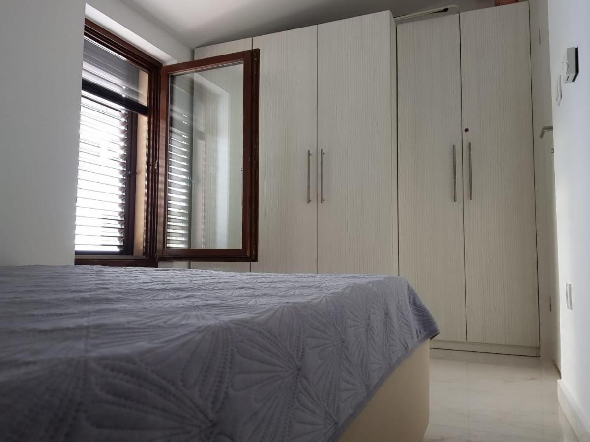 Relax Zone III Apartment Malinska Bagian luar foto